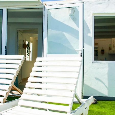 Famara Rooftop 1 ภายนอก รูปภาพ
